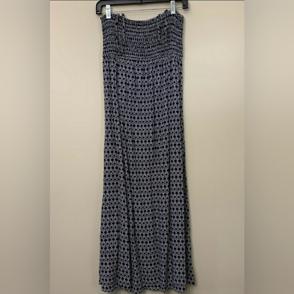 SOLD! Uniqlo petite maxi dress - Picture 6 of 6